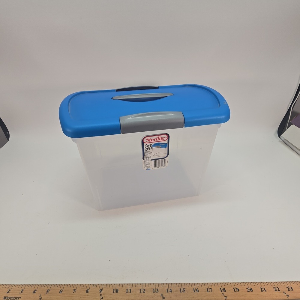 Sterilite Show Offs Blue Lid Gray Handle‎ & Closure Snap Lid USA